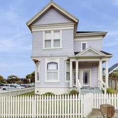 Lilac Victorian Downstairs-Spacious  Apartment